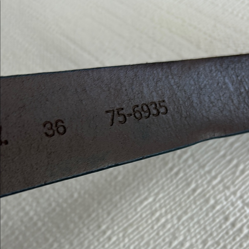 Johnston & Murphy Black Leather Belt with Classic Buckle - Picture 7 of 7